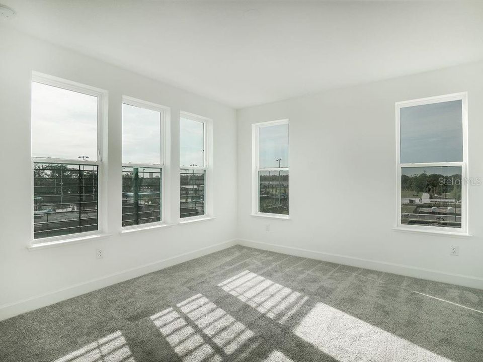 For Rent: $3,800 (3 beds, 2 baths, 2085 Square Feet)