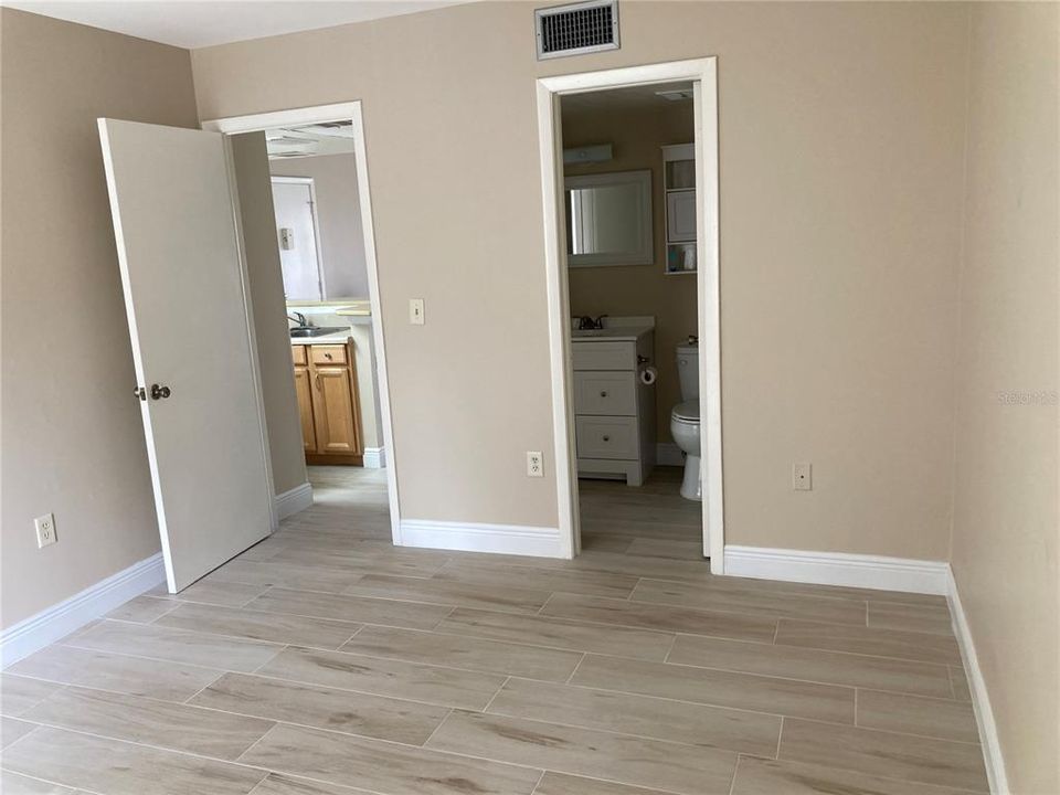 For Rent: $1,290 (1 beds, 1 baths, 682 Square Feet)