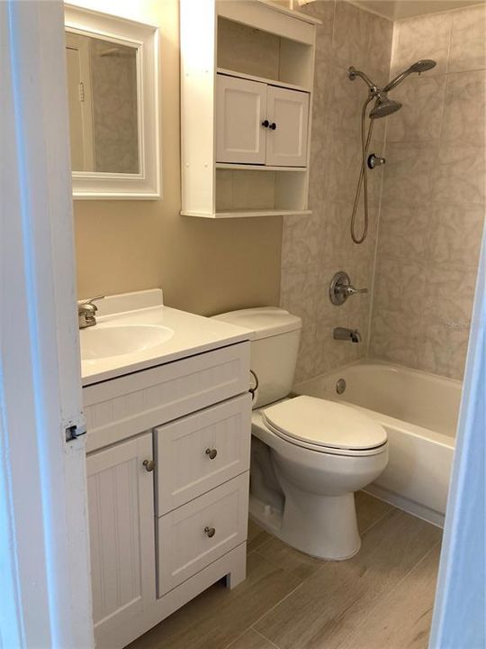 For Rent: $1,290 (1 beds, 1 baths, 682 Square Feet)