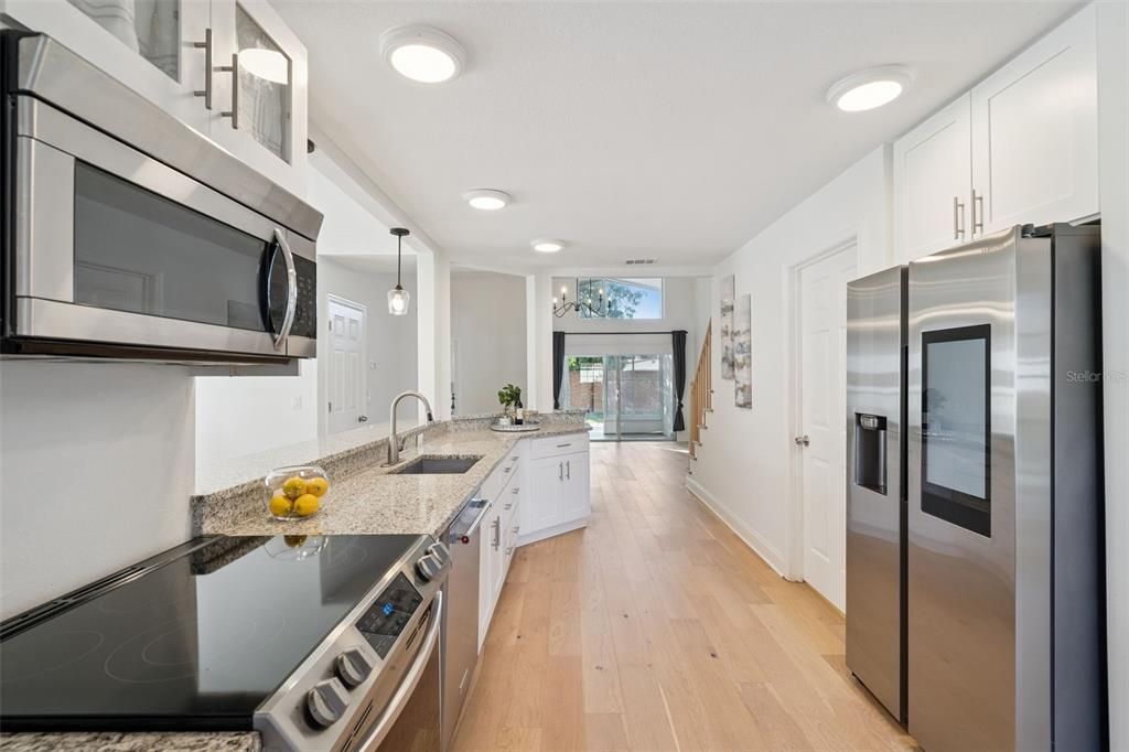 For Sale: $509,900 (5 beds, 3 baths, 2361 Square Feet)