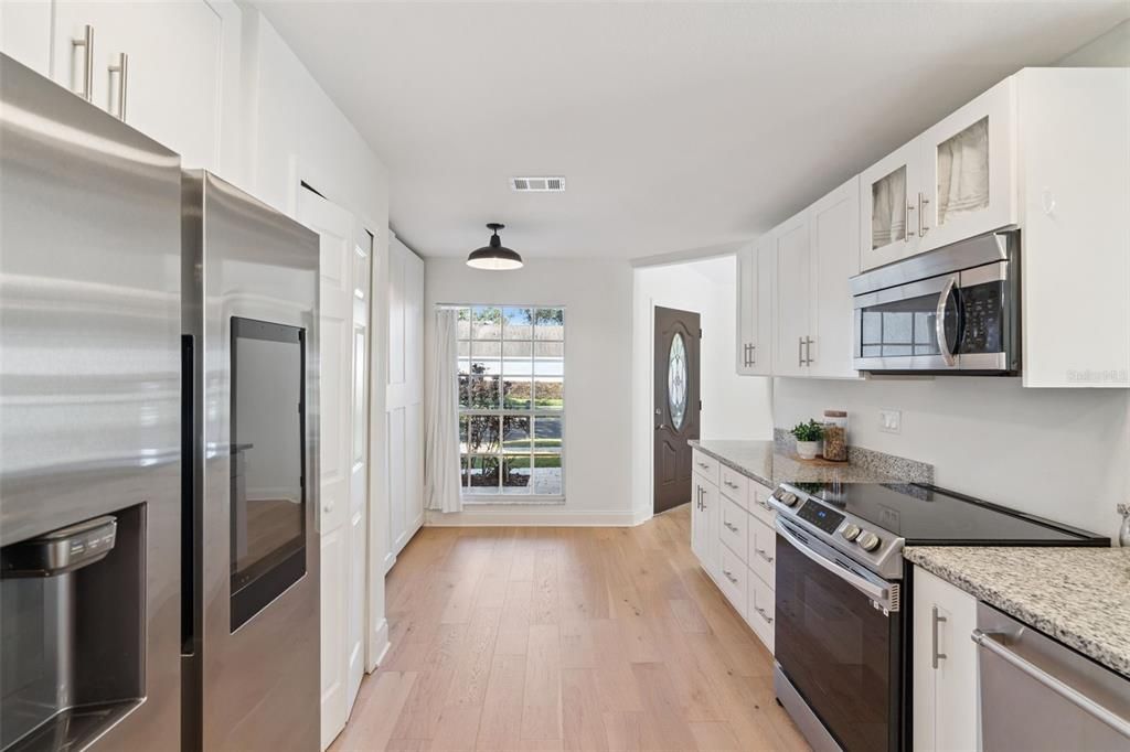 For Sale: $509,900 (5 beds, 3 baths, 2361 Square Feet)