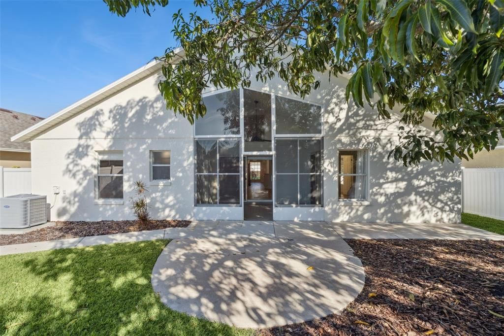 For Sale: $509,900 (5 beds, 3 baths, 2361 Square Feet)