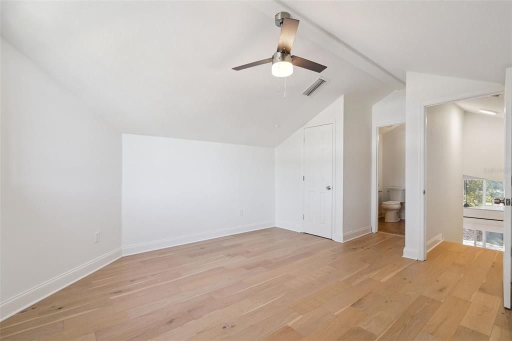 For Sale: $509,900 (5 beds, 3 baths, 2361 Square Feet)