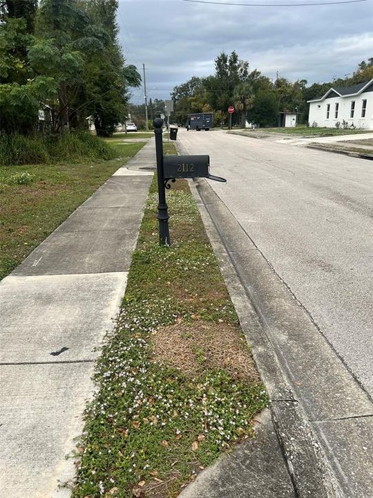 待售: $315,000 (5 贝兹, 2 浴室, 1917 平方英尺)