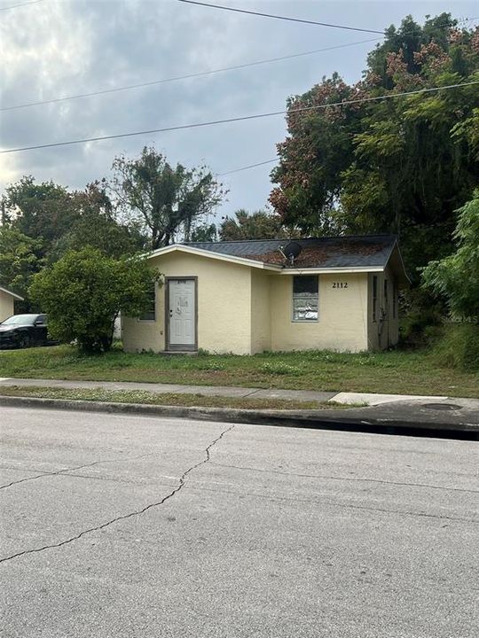 待售: $315,000 (5 贝兹, 2 浴室, 1917 平方英尺)