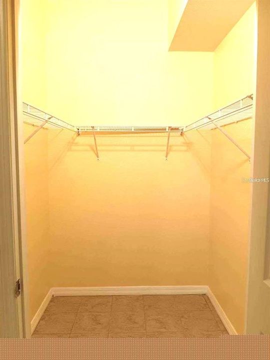 For Sale: $220,000 (3 beds, 2 baths, 1260 Square Feet)