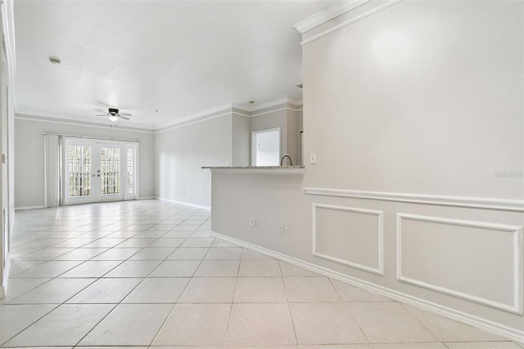 For Sale: $239,000 (2 beds, 2 baths, 1140 Square Feet)