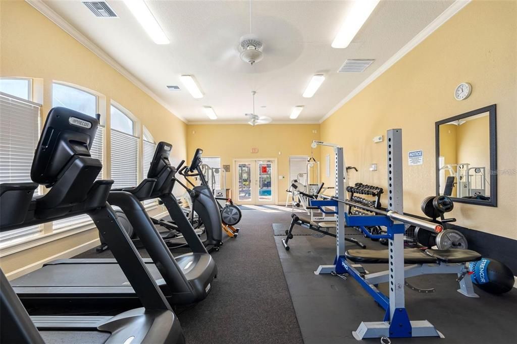 For Sale: $239,000 (2 beds, 2 baths, 1140 Square Feet)