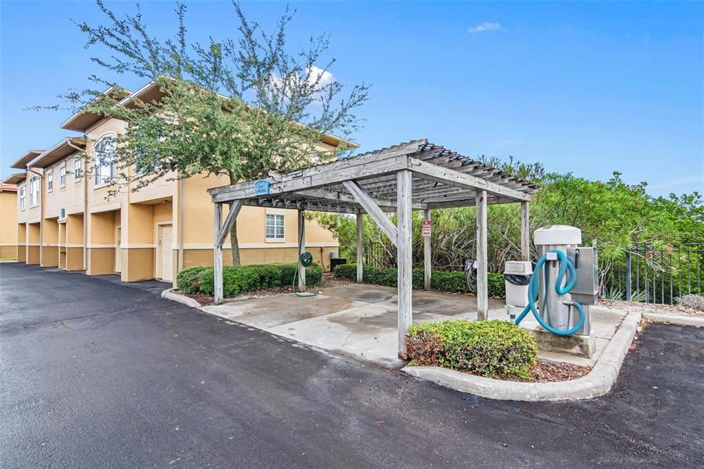 For Sale: $239,000 (2 beds, 2 baths, 1140 Square Feet)