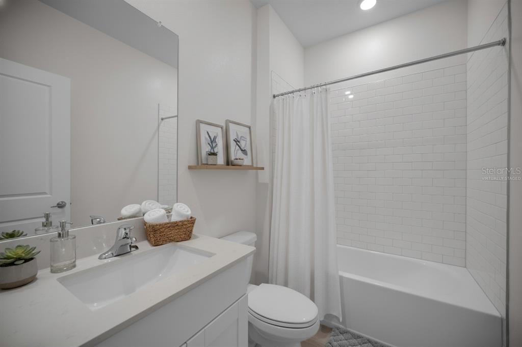 For Rent: $2,800 (3 beds, 2 baths, 1486 Square Feet)