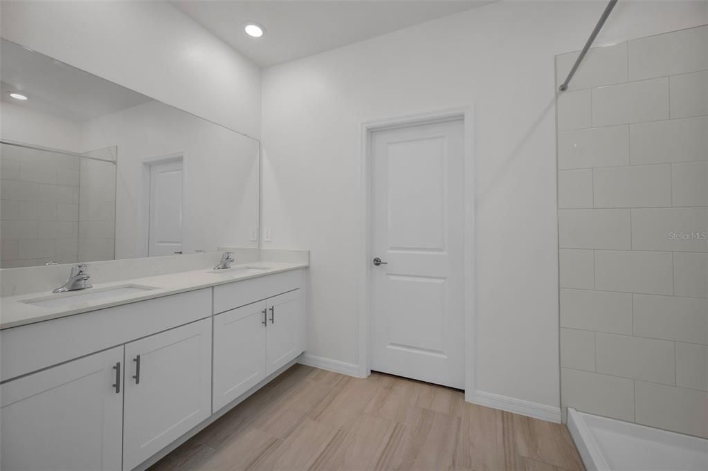 For Rent: $2,800 (3 beds, 2 baths, 1486 Square Feet)