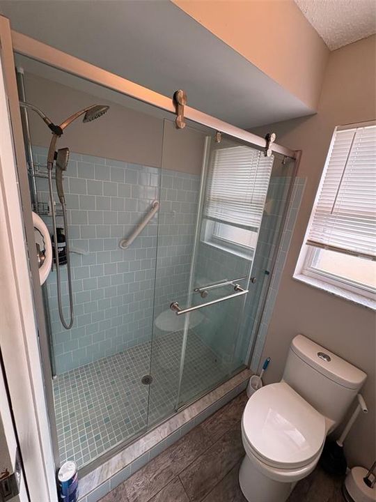 For Sale: $319,000 (2 beds, 2 baths, 1354 Square Feet)