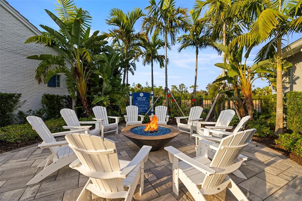 En Venta: $949,900 (4 camas, 3 baños, 2914 Pies cuadrados)