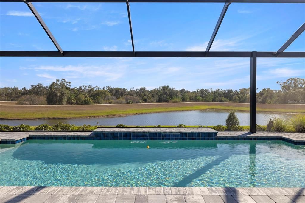 En Venta: $949,900 (4 camas, 3 baños, 2914 Pies cuadrados)