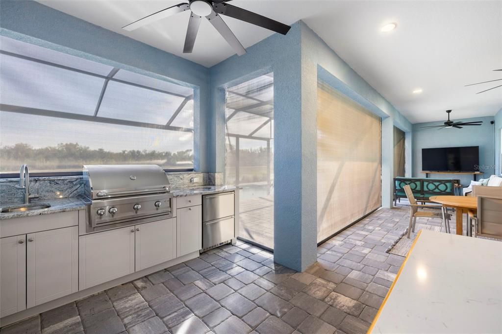 En Venta: $949,900 (4 camas, 3 baños, 2914 Pies cuadrados)