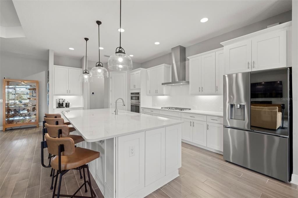 En Venta: $949,900 (4 camas, 3 baños, 2914 Pies cuadrados)