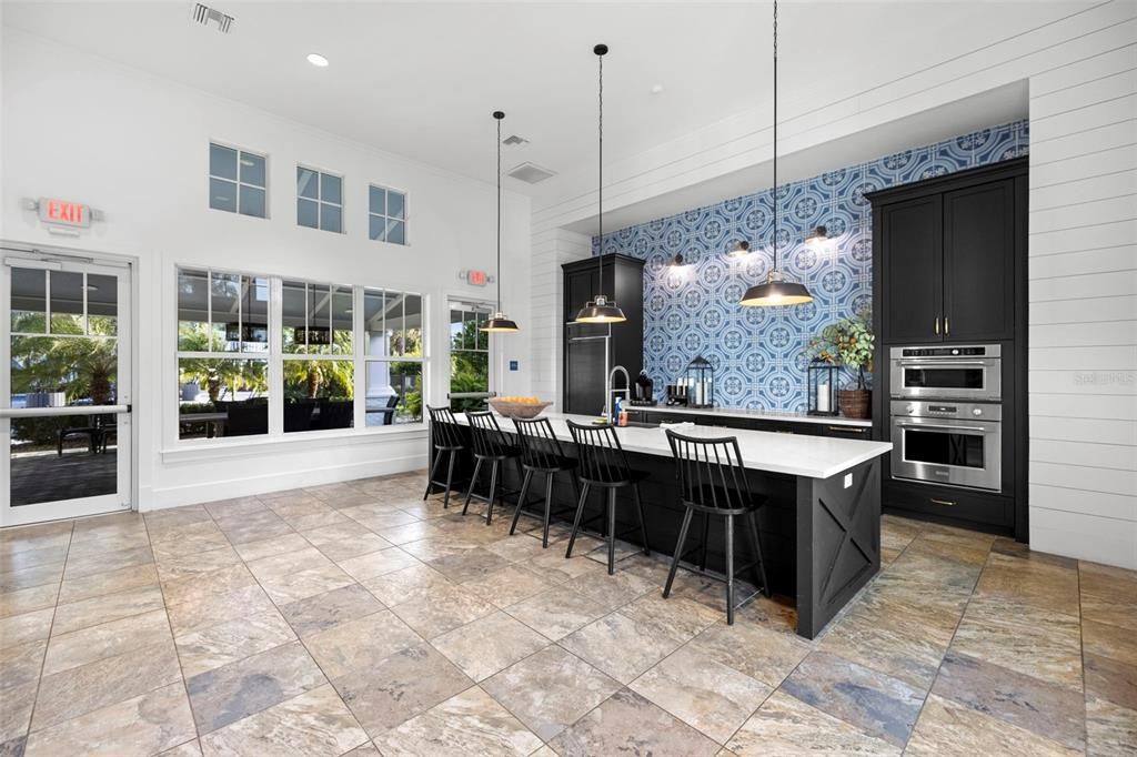 En Venta: $949,900 (4 camas, 3 baños, 2914 Pies cuadrados)