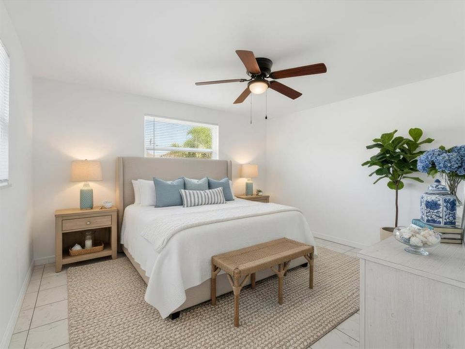 На продажу: $245,000 (2 спален, 2 ванн, 1257 Квадратных фут)