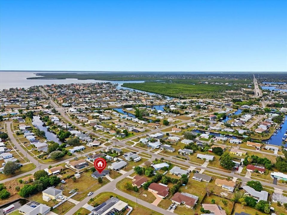 На продажу: $245,000 (2 спален, 2 ванн, 1257 Квадратных фут)