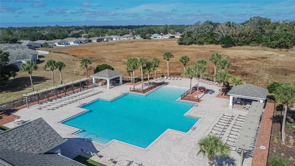 For Rent: $2,450 (3 beds, 2 baths, 2058 Square Feet)