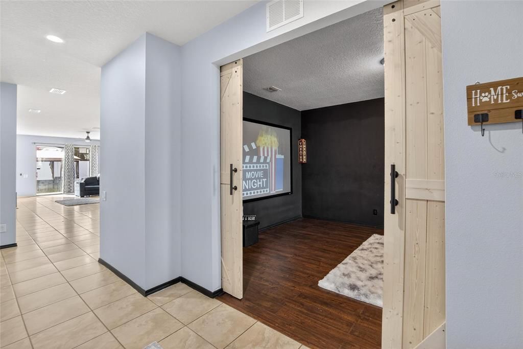 For Rent: $2,450 (3 beds, 2 baths, 2058 Square Feet)