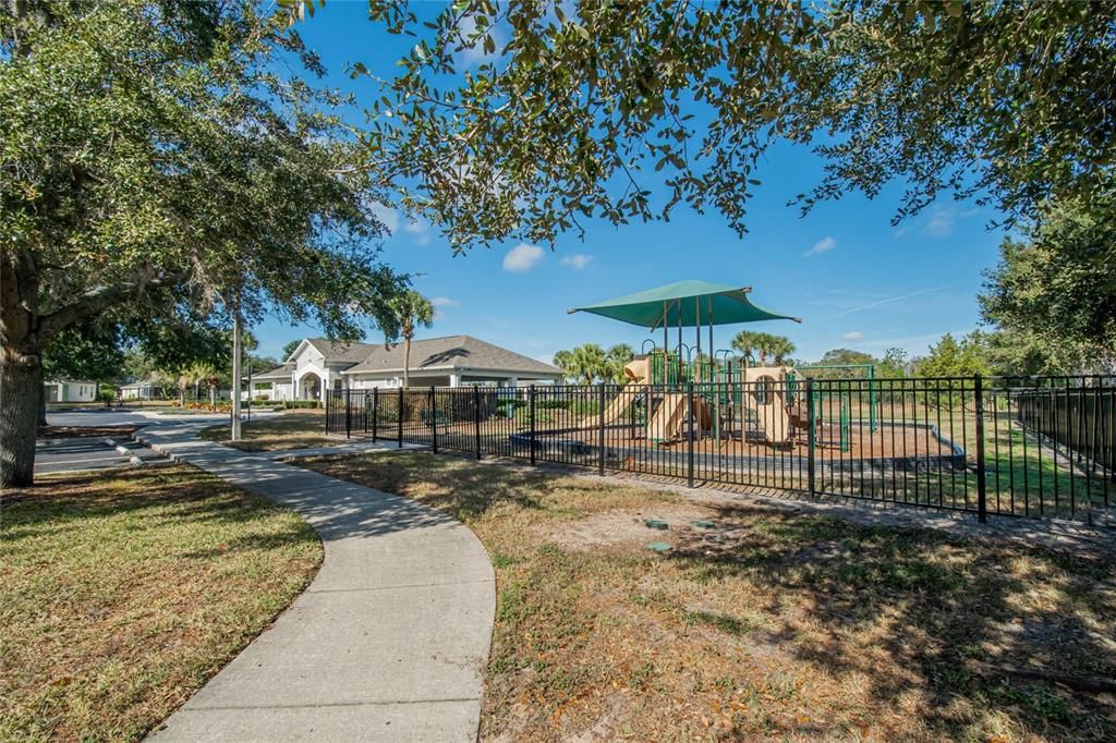 For Rent: $2,450 (3 beds, 2 baths, 2058 Square Feet)