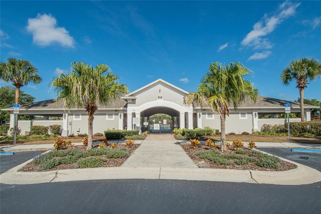 For Rent: $2,450 (3 beds, 2 baths, 2058 Square Feet)