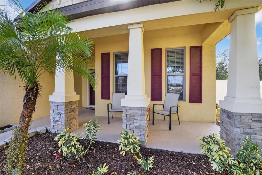 For Rent: $2,450 (3 beds, 2 baths, 2058 Square Feet)