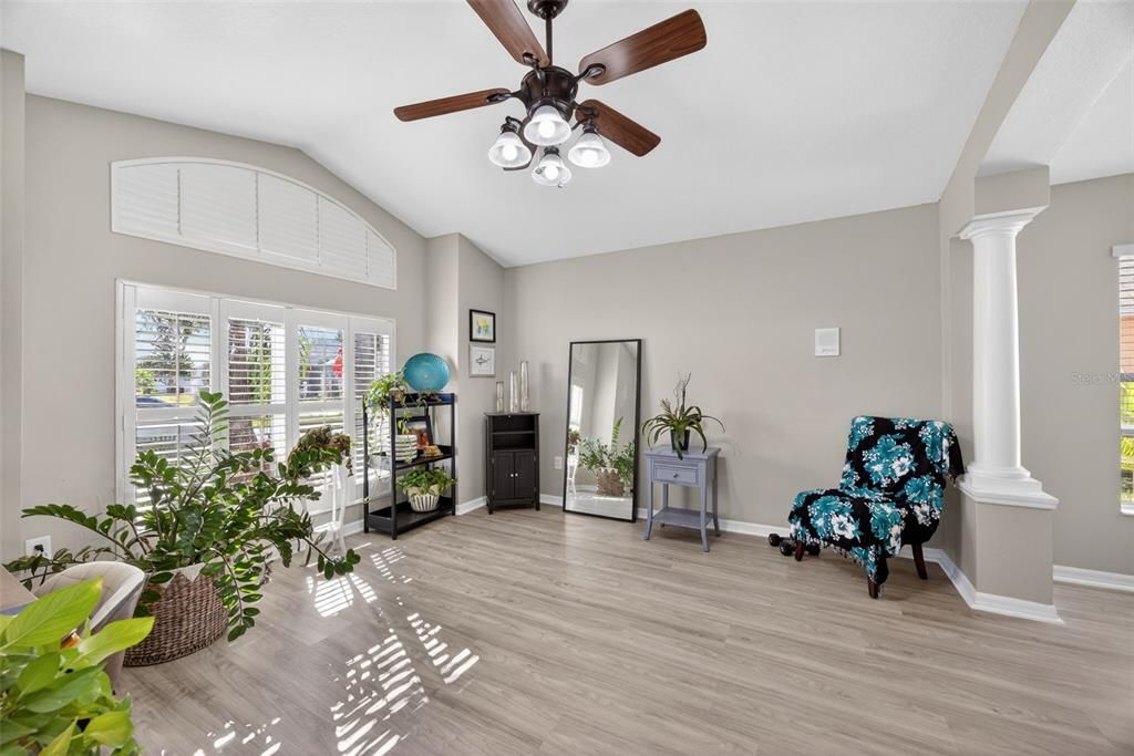 For Sale: $430,000 (3 beds, 2 baths, 1955 Square Feet)