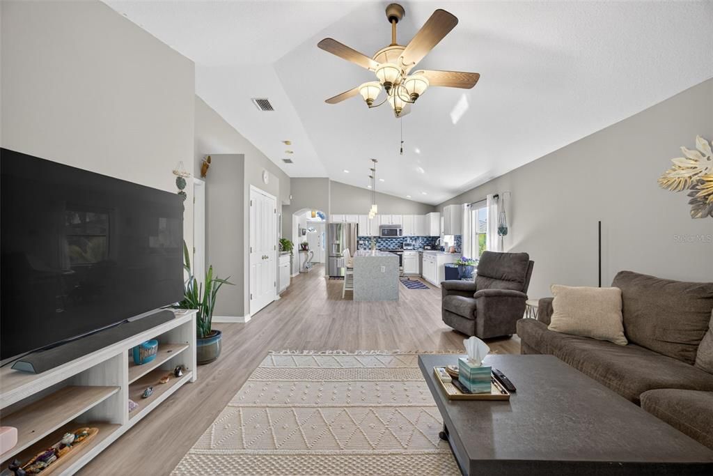 For Sale: $430,000 (3 beds, 2 baths, 1955 Square Feet)