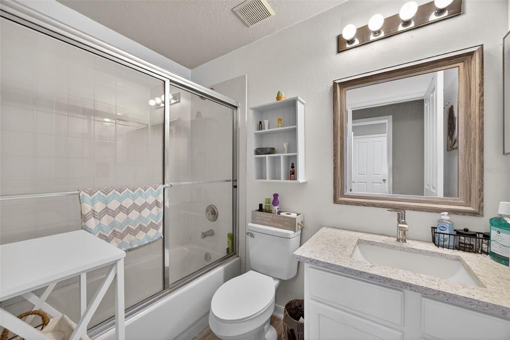 For Sale: $430,000 (3 beds, 2 baths, 1955 Square Feet)