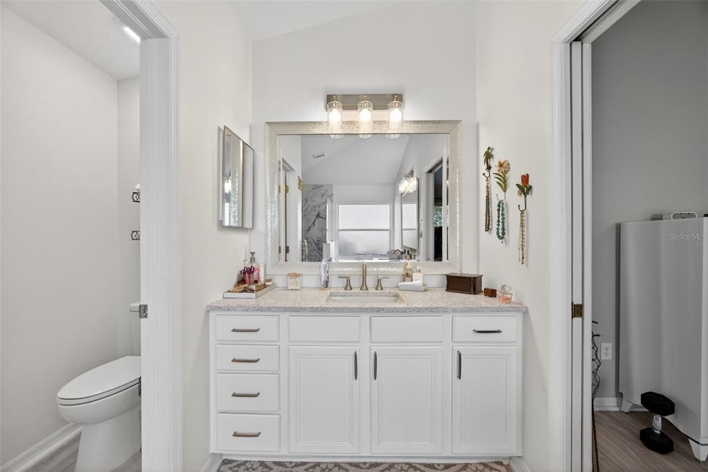 For Sale: $430,000 (3 beds, 2 baths, 1955 Square Feet)