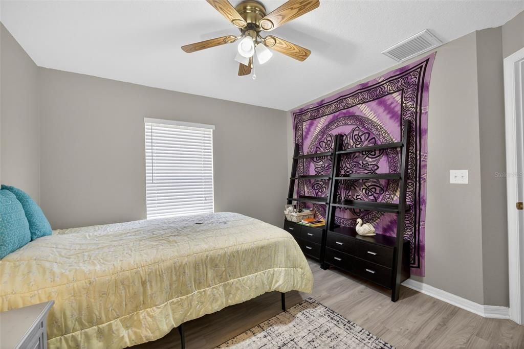 For Sale: $430,000 (3 beds, 2 baths, 1955 Square Feet)