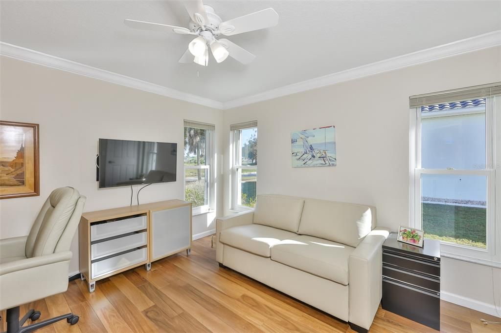 For Sale: $545,000 (3 beds, 2 baths, 2113 Square Feet)