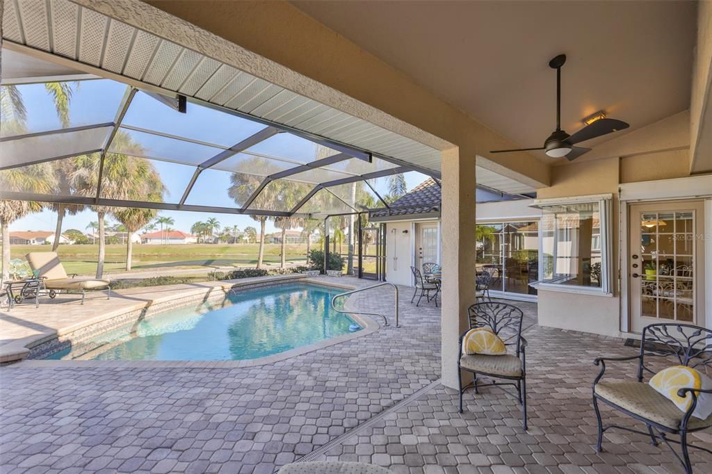 For Sale: $545,000 (3 beds, 2 baths, 2113 Square Feet)