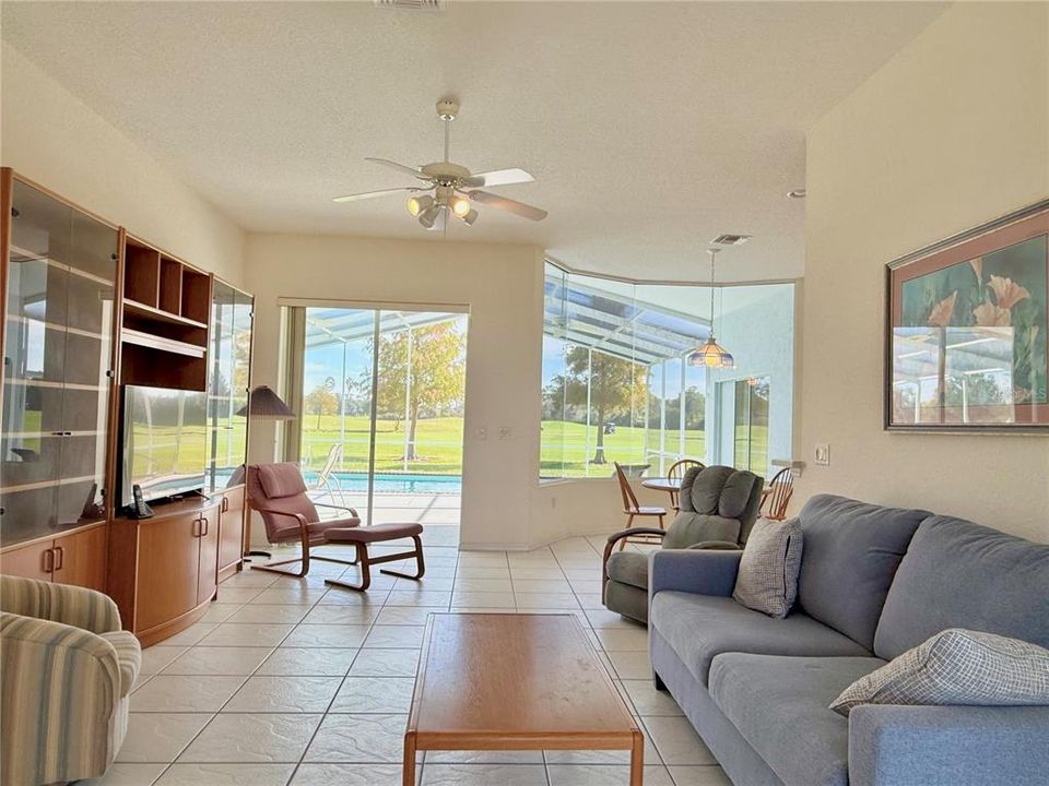 待售: $425,000 (3 贝兹, 2 浴室, 2391 平方英尺)