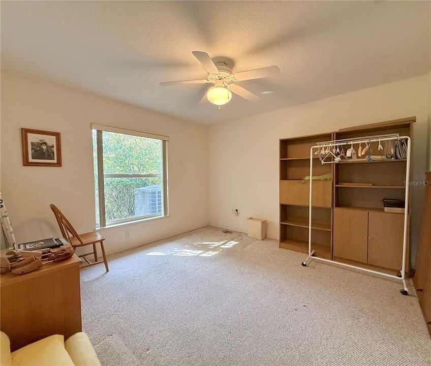 待售: $425,000 (3 贝兹, 2 浴室, 2391 平方英尺)