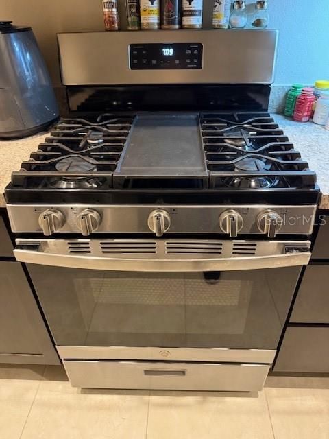 For Sale: $349,000 (3 beds, 2 baths, 1440 Square Feet)