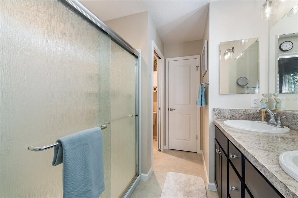 For Sale: $349,000 (3 beds, 2 baths, 1440 Square Feet)