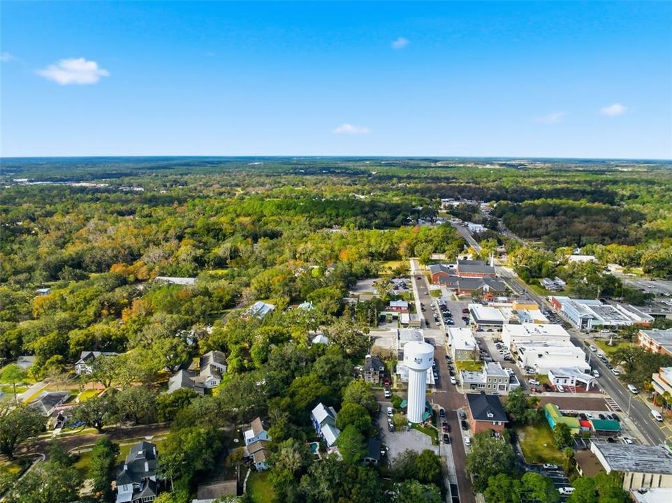 На продажу: $425,000 (4 спален, 2 ванн, 1751 Квадратных фут)