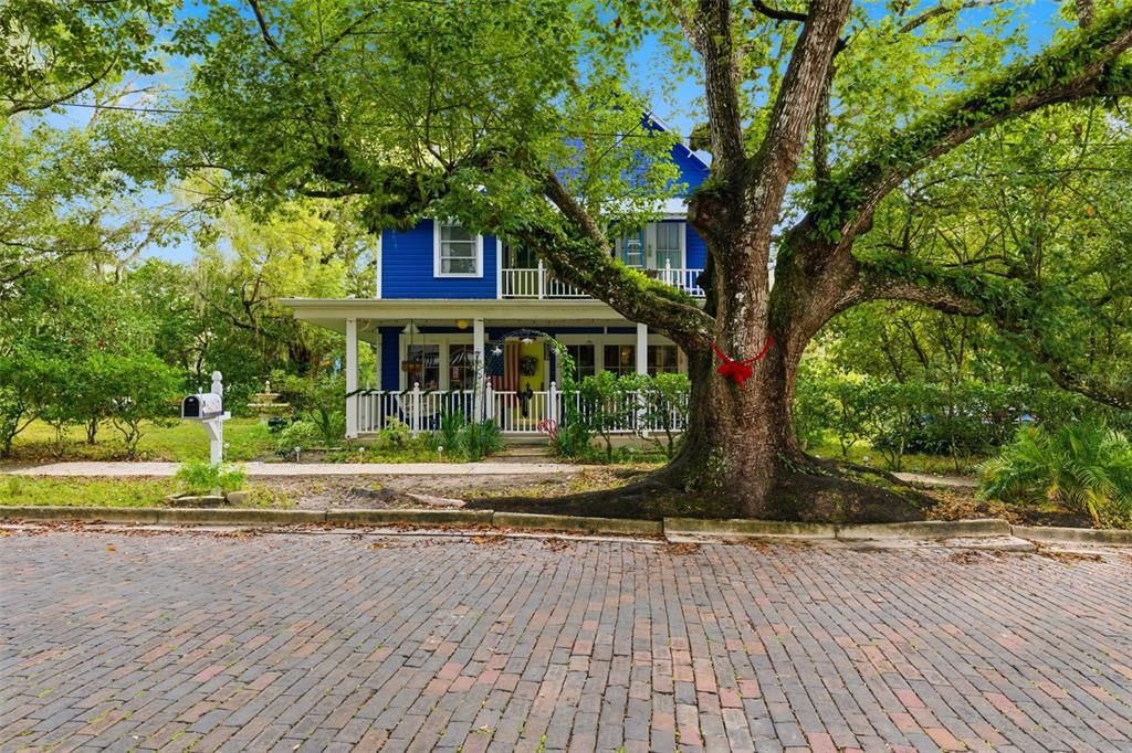 На продажу: $425,000 (4 спален, 2 ванн, 1751 Квадратных фут)