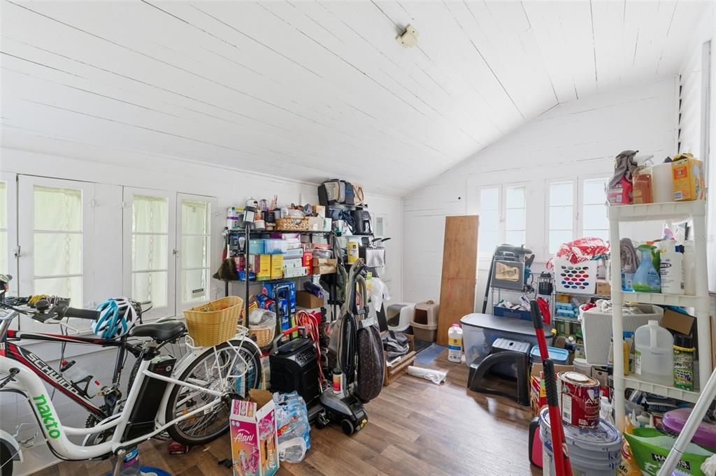 На продажу: $425,000 (4 спален, 2 ванн, 1751 Квадратных фут)