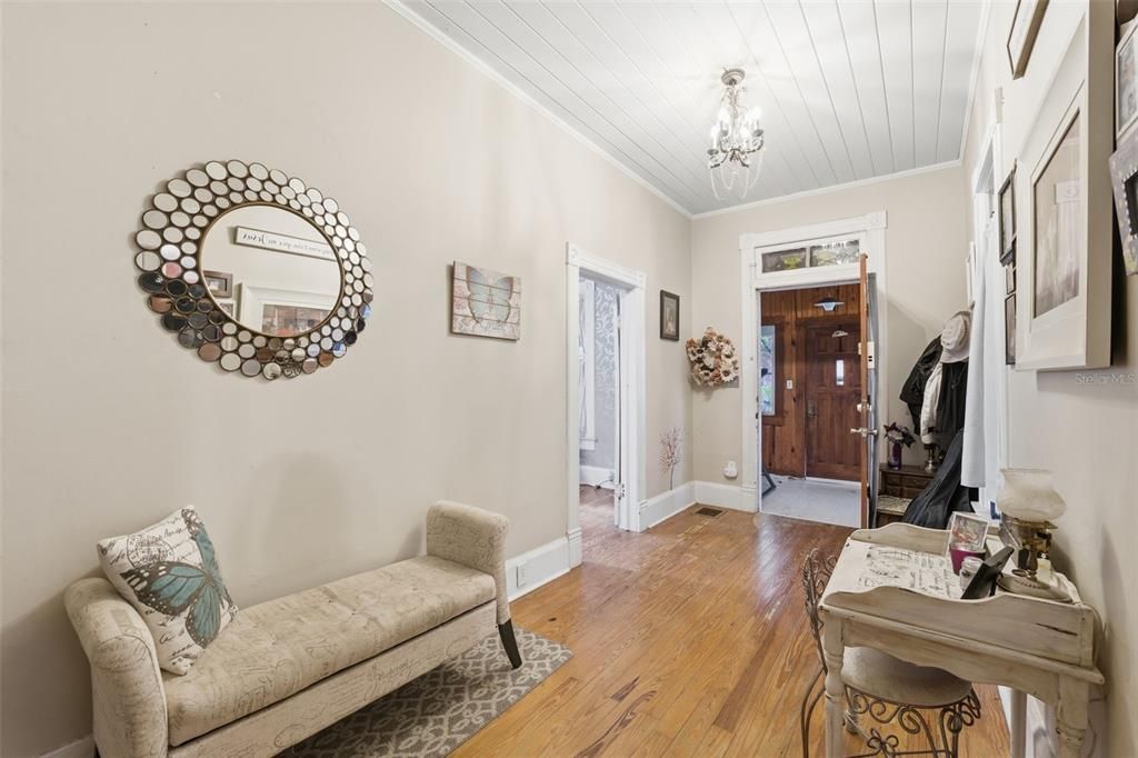 На продажу: $425,000 (4 спален, 2 ванн, 1751 Квадратных фут)