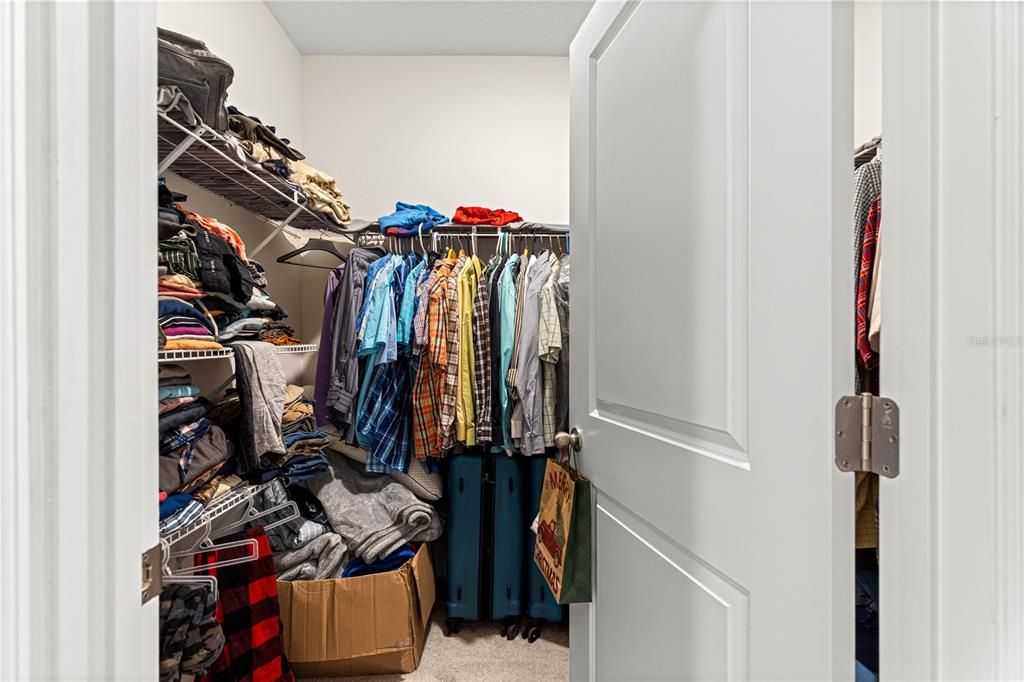 В аренду: $3,300 (5 спален, 4 ванн, 4070 Квадратных фут)