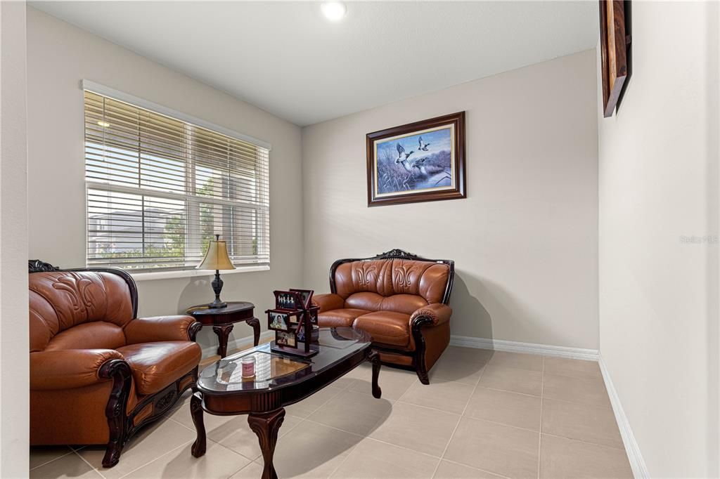 В аренду: $3,300 (5 спален, 4 ванн, 4070 Квадратных фут)