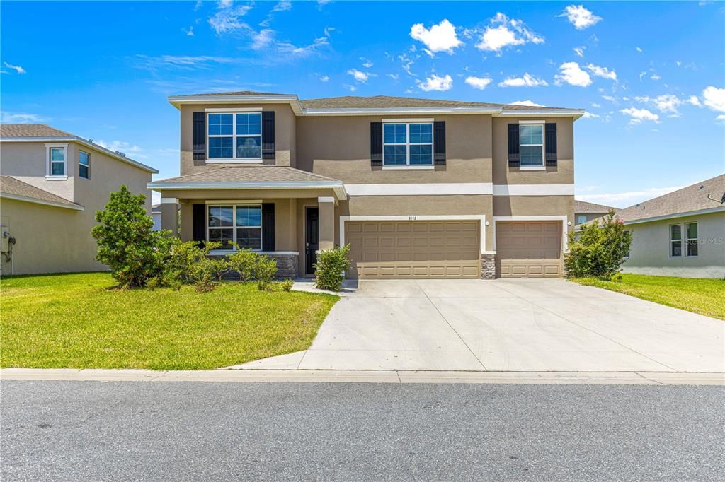 В аренду: $3,300 (5 спален, 4 ванн, 4070 Квадратных фут)