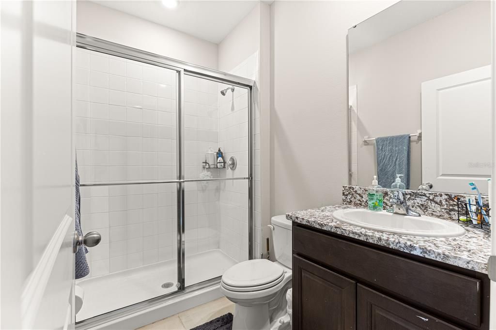 В аренду: $3,300 (5 спален, 4 ванн, 4070 Квадратных фут)