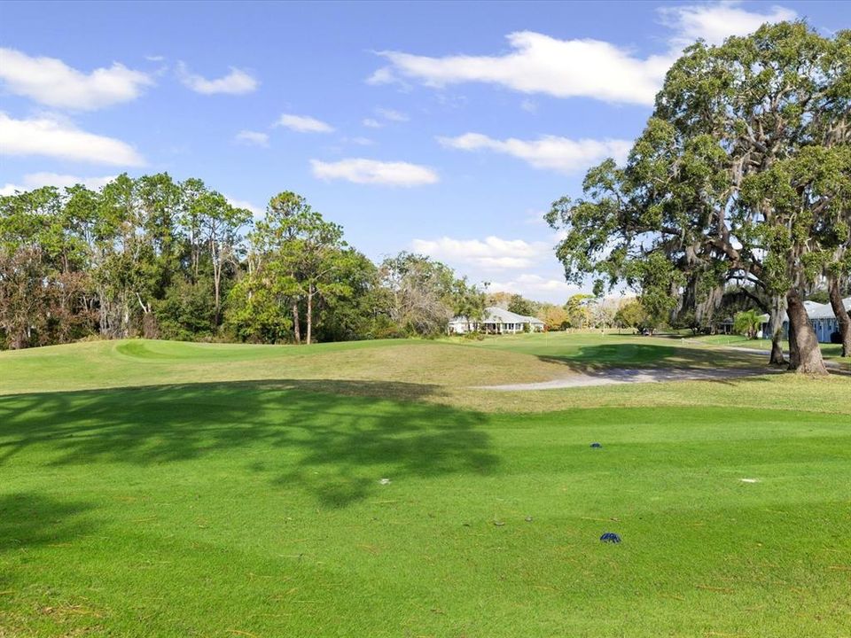 For Sale: $264,900 (2 beds, 2 baths, 1096 Square Feet)