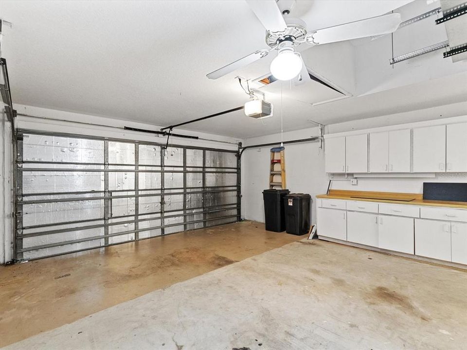 For Sale: $264,900 (2 beds, 2 baths, 1096 Square Feet)