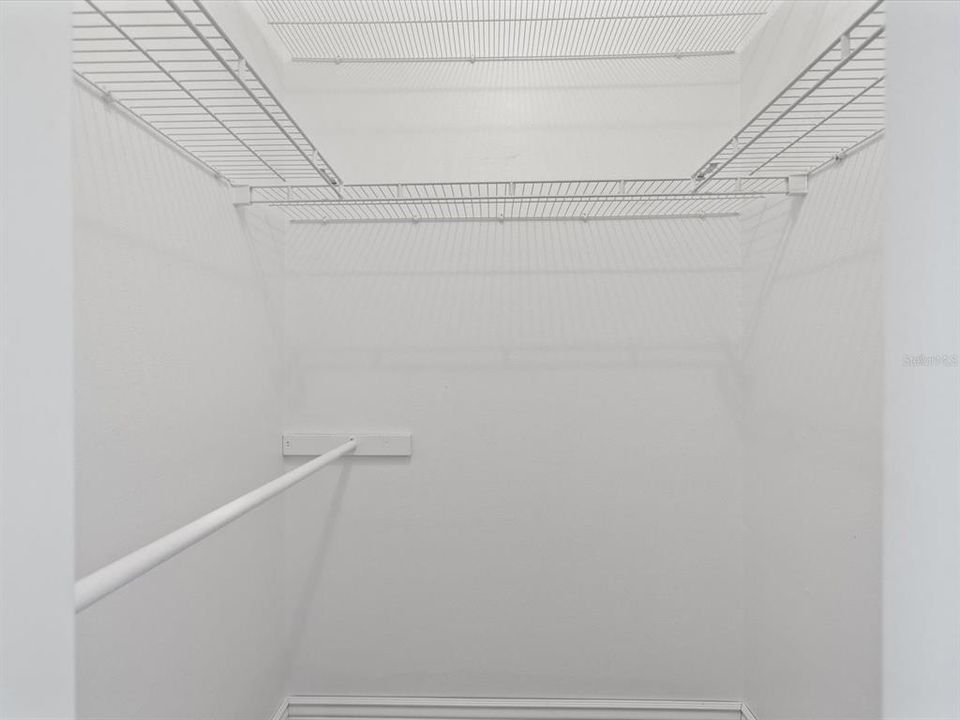 For Sale: $264,900 (2 beds, 2 baths, 1096 Square Feet)